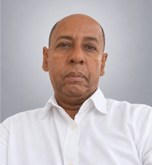 Dr. Ángel Solís